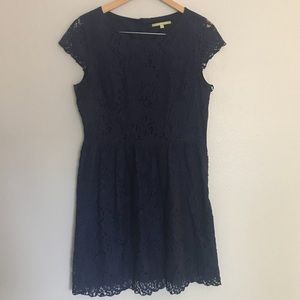Women’s lace dress